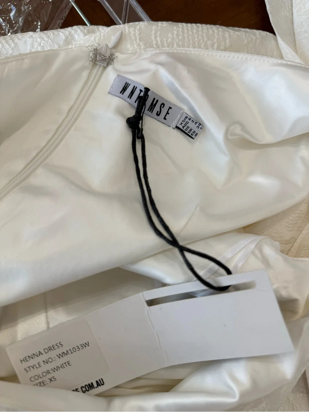 Elegant White Textured Duvet Cover - Brand Unspecified